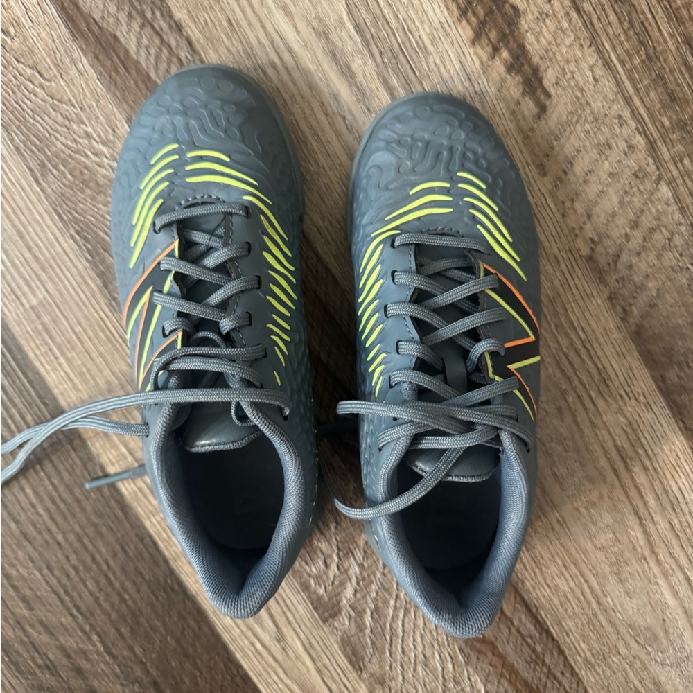 Kids New balance Tekela size 11